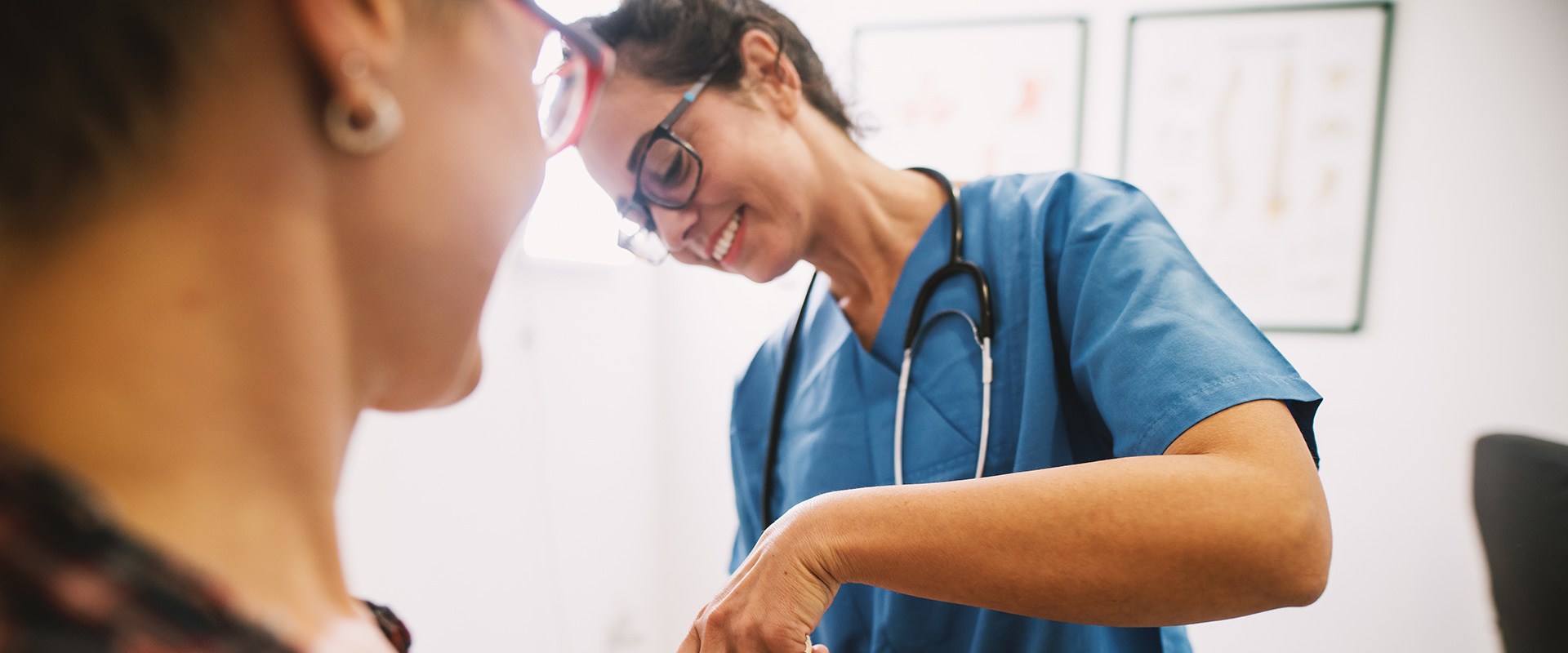 What are the different healthcare professionals?